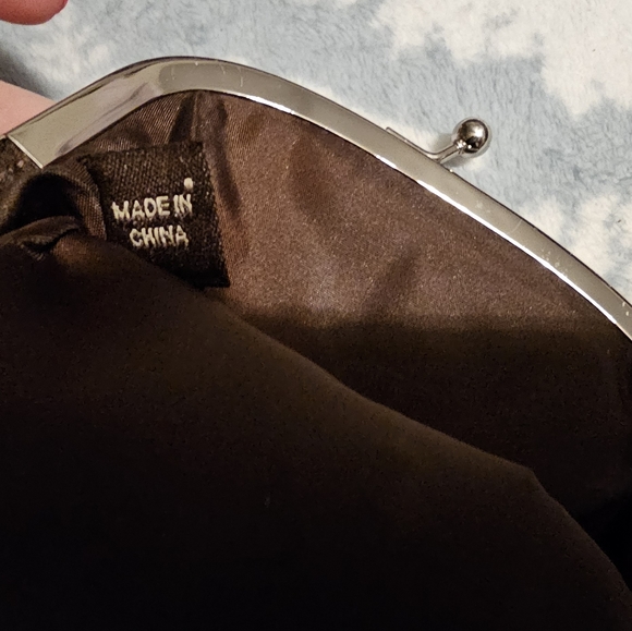 *SOLD*Coach tote and kisslock coin purse. Please see all photos - Picture 7 of 16